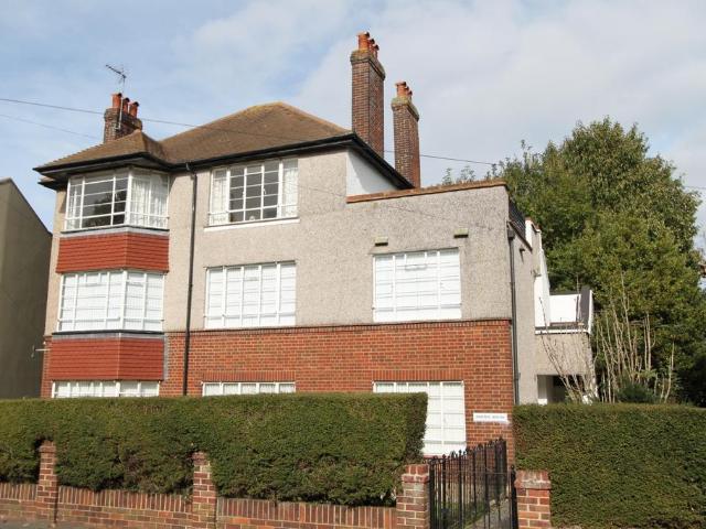 4 bedroom apartment to rent