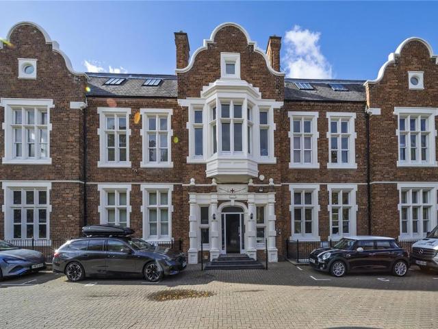 4 bedroom apartment to rent