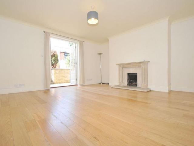 4 bedroom apartment to rent