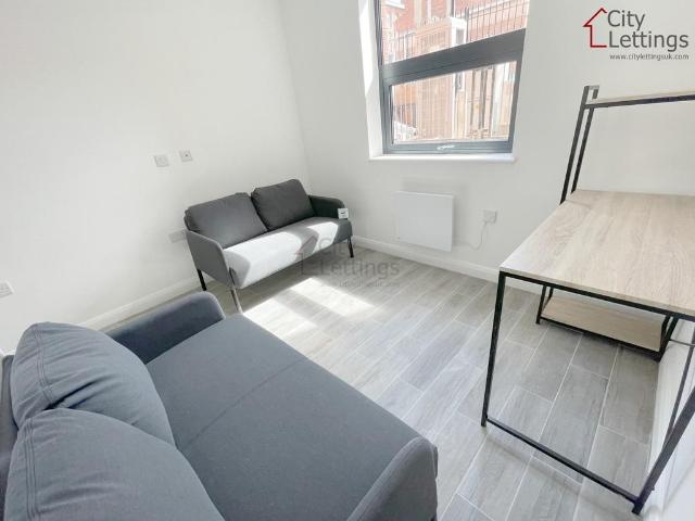 4 bedroom apartment to rent