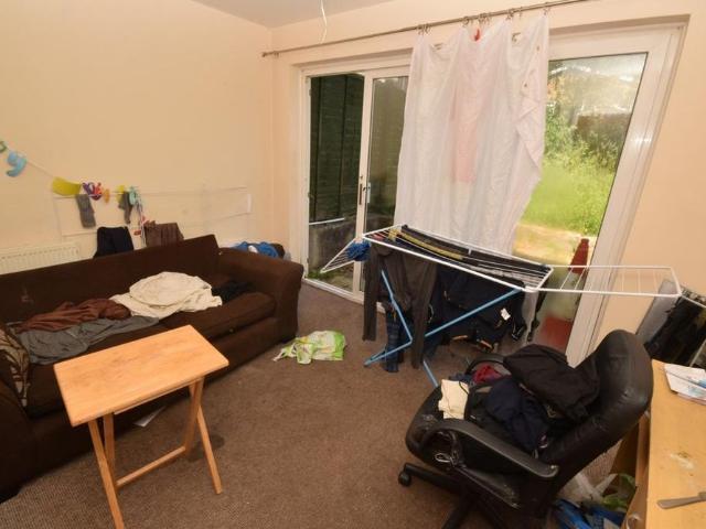 4 bedroom apartment to rent