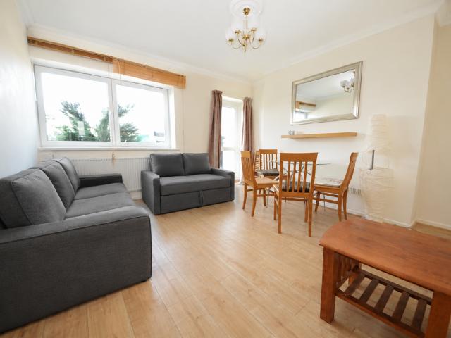 4 bedroom apartment to rent