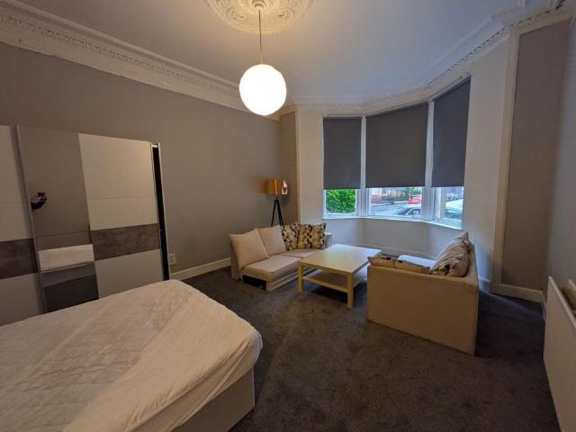 4 bedroom apartment to rent