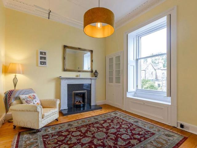 4 bedroom apartment to rent