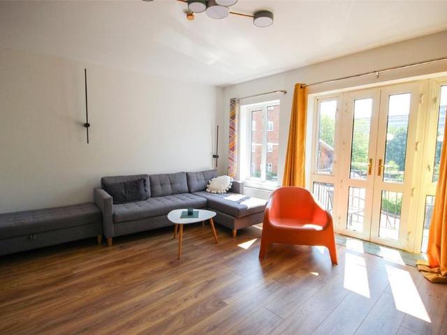 4 bedroom apartment to rent