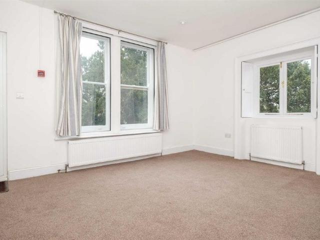 4 bedroom apartment to rent