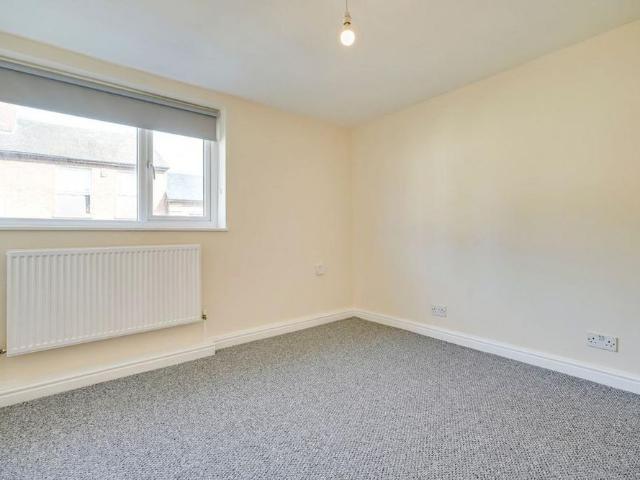 4 bedroom apartment to rent