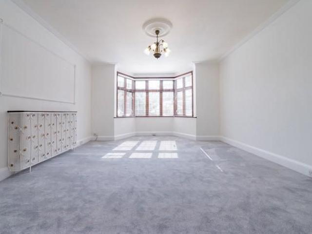 4 bedroom apartment to rent