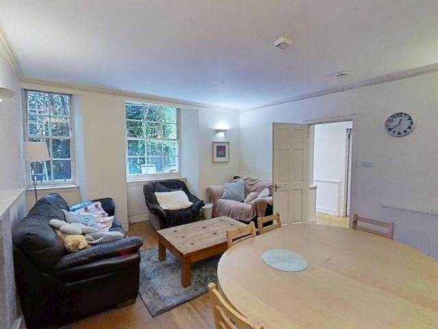 4 bedroom apartment to rent