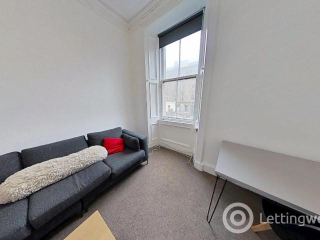 4 Bedroom Apartment to Rent at Edinburgh, Hillside, Leith