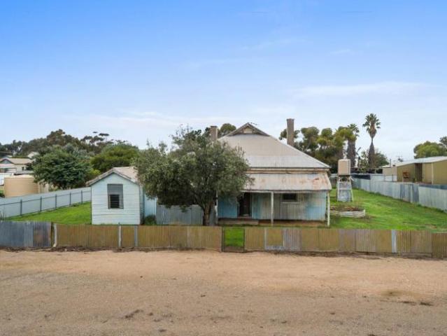 4 Bedroom House Arthurton SA 102720920