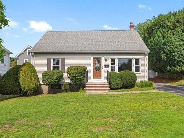 4 bedroom, Arlington MA 02474 105535586