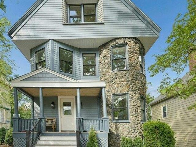 4 bedroom, Arlington MA 02476 104653194