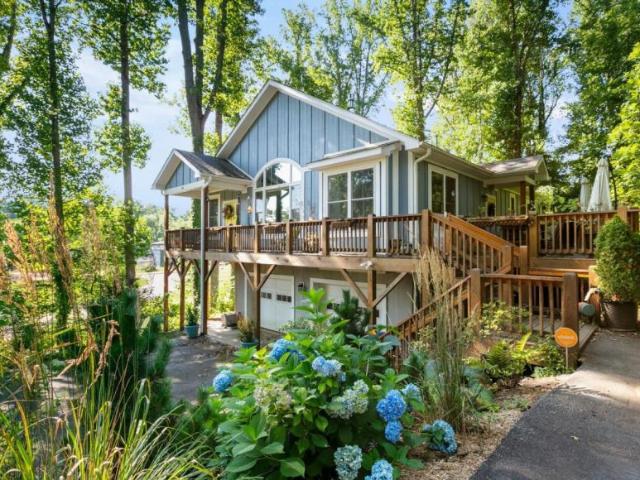 4 bedroom, Asheville NC 28806 106112235