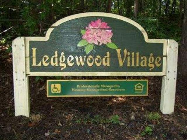 4 bedroom, Asheville NC 28803 105217221