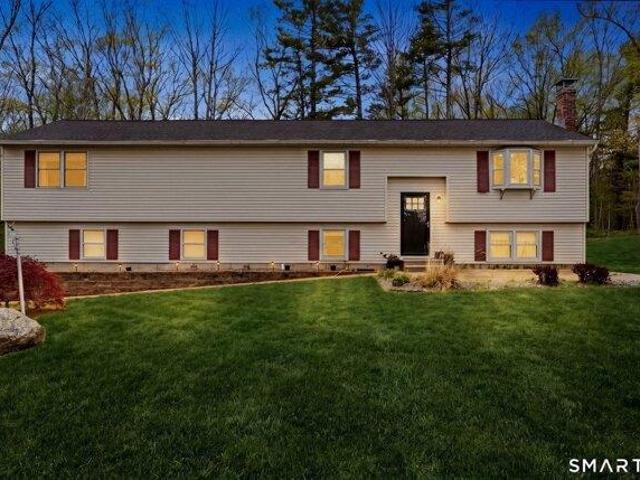 4 bedroom, Ashford CT 06278 104191453