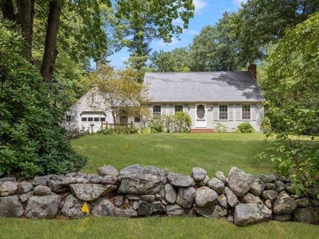 4 bedroom, Attleboro MA 02703 105561962