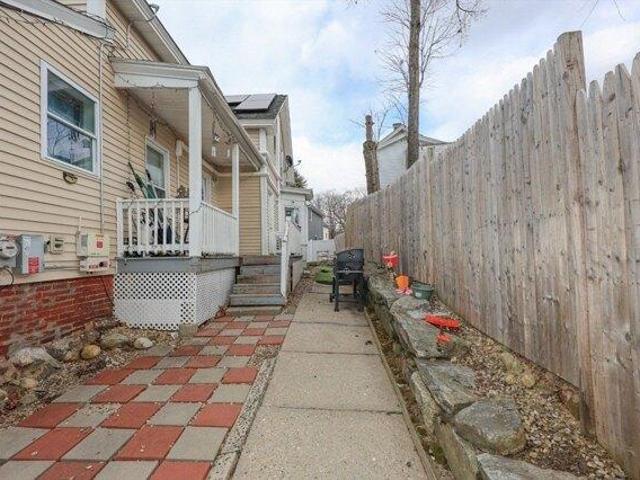 4 bedroom, Athol MA 01331 105292238