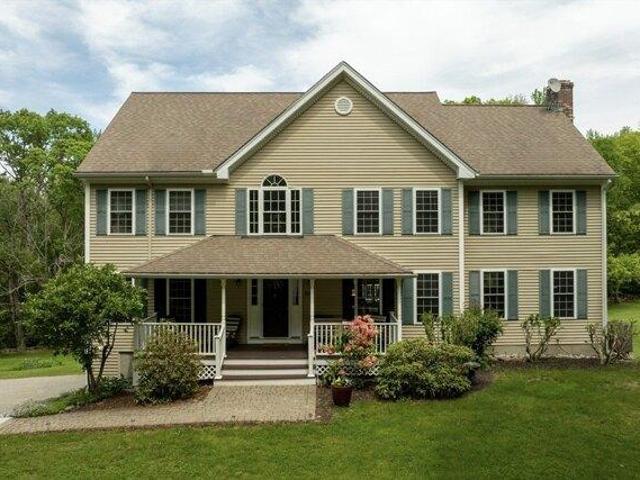 4 bedroom, Auburn NH 03032 104237670