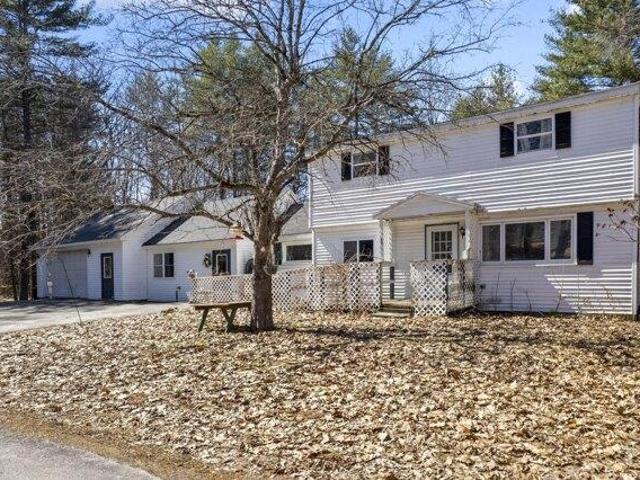 4 bedroom, Augusta ME 04330 105725573