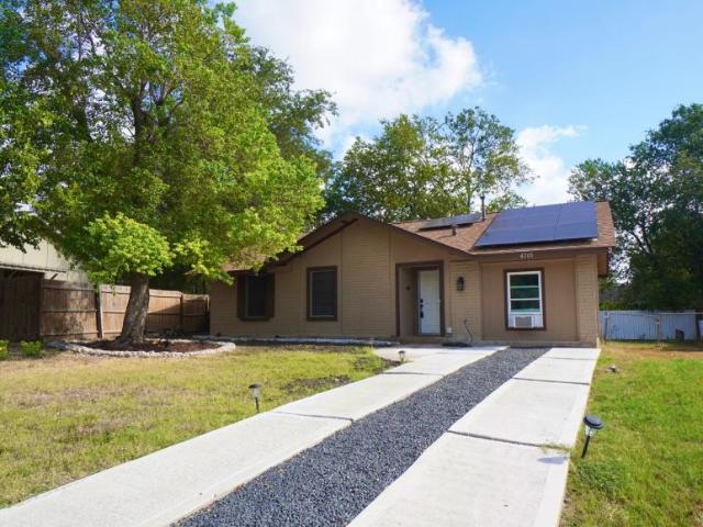 4 bedroom, Austin TX 78744 105433897