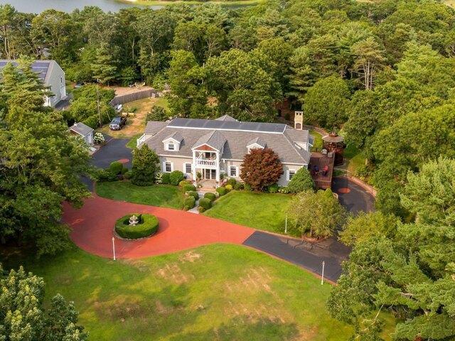 4 bedroom, Bourne MA 02532 105574556
