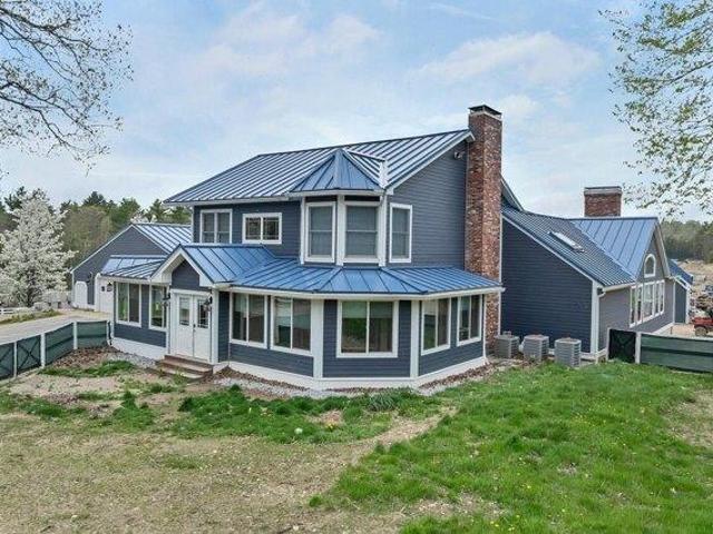 4 bedroom, Bow NH 03304 105404983