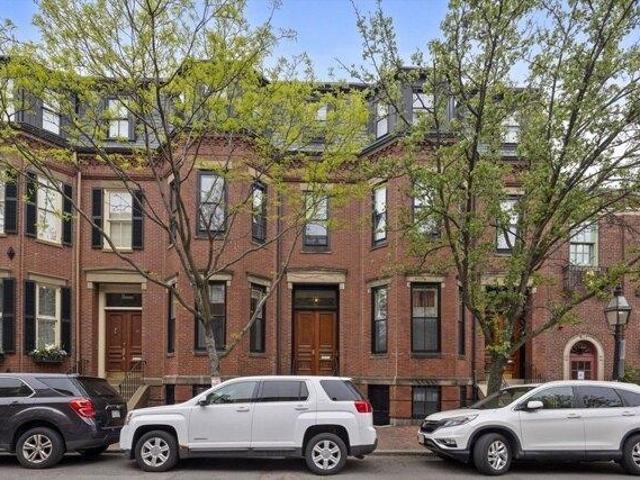 4 bedroom, Boston MA 02108 105384922