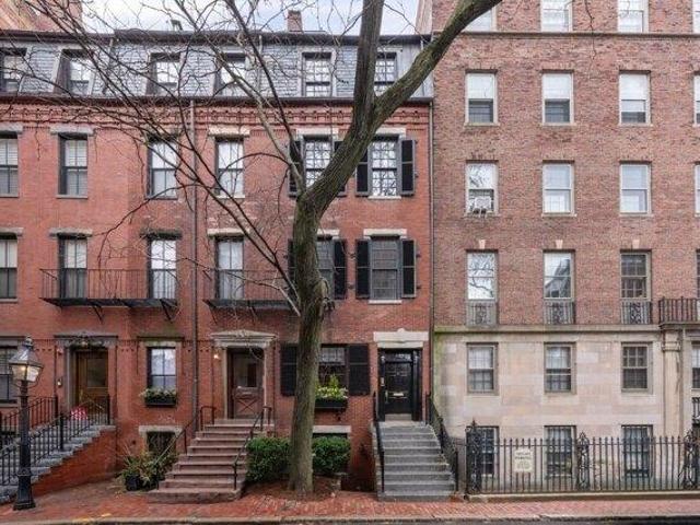 4 bedroom, Boston MA 02108 105426486