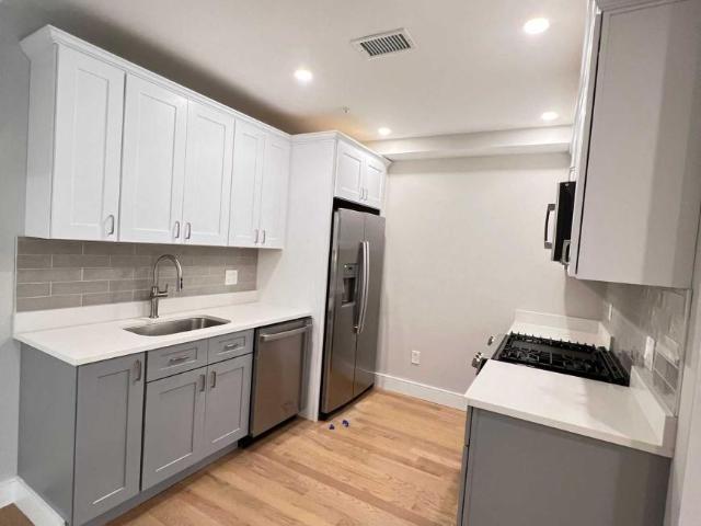 4 bedroom, Boston MA 02116 LS98396784