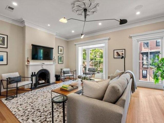 4 bedroom, Boston MA 02118 105591634