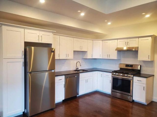 4 bedroom, Boston MA 02127 LS98396074