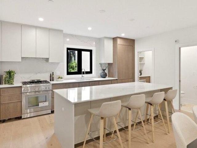4 bedroom, Boston MA 02127 105367963