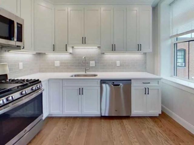 4 bedroom, Boston MA 02128 LS98396135