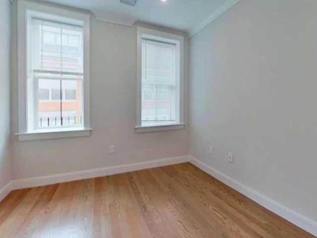 4 bedroom, Boston MA 02128 98397468