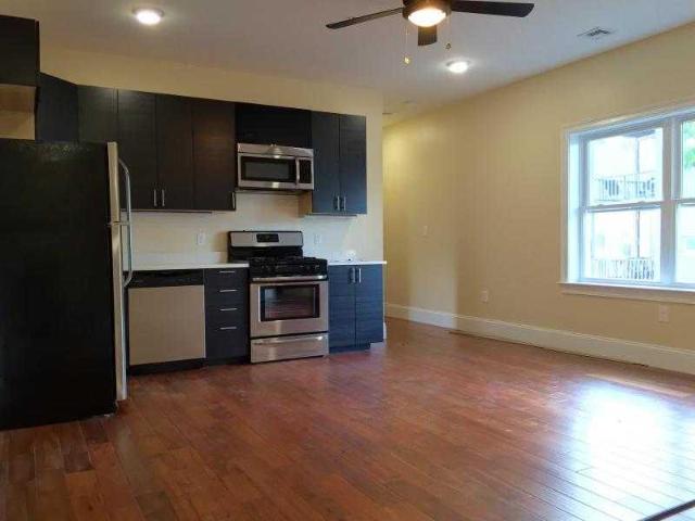 4 bedroom, Boston MA 02129 LS99285627