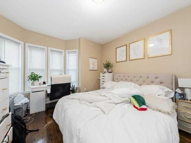 4 bedroom, Boston MA 02120 LS98396412