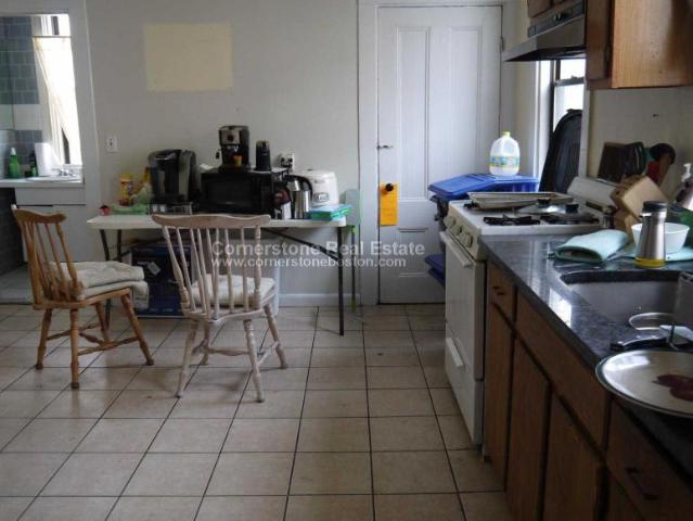 4 bedroom, Boston MA 02134 LS98395804