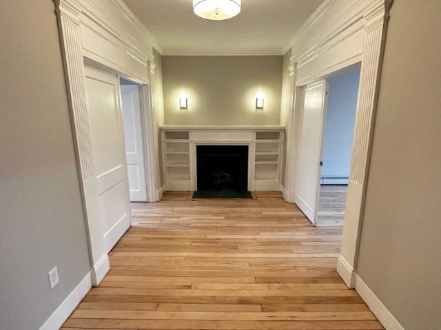 4 bedroom, Boston MA 02134 LS98396057