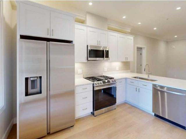 4 bedroom, Boston MA 02134 98397430