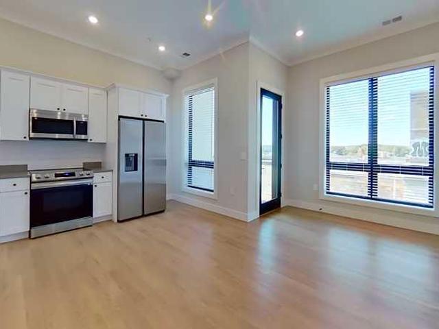 4 bedroom, Boston MA 02134 98397583
