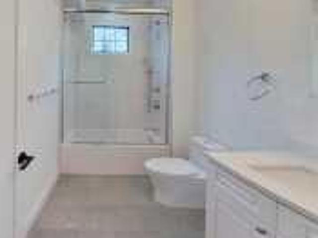 4 bedroom, Boston MA 02135 LS98395911