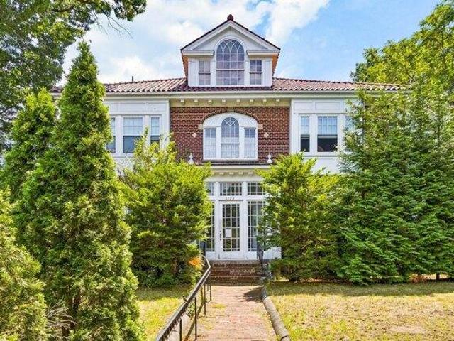 4 bedroom, Boston MA 02135 105579607