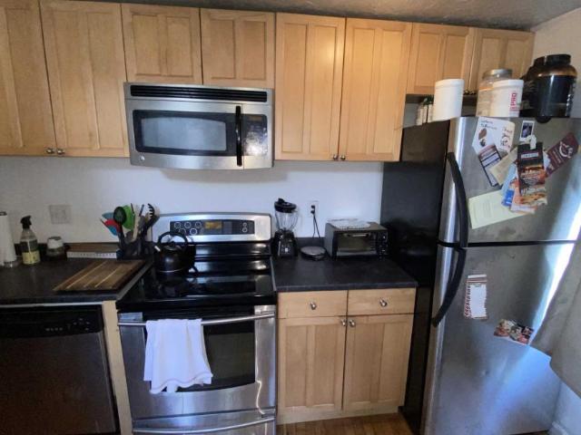 4 bedroom, Boston MA 02135 98394751
