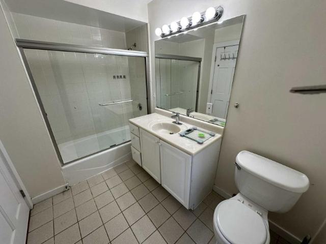 4 bedroom, Boston MA 02135 98396956