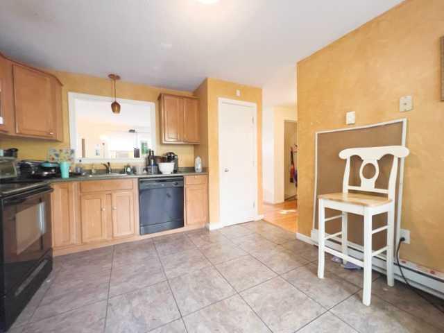 4 bedroom, Boston MA 02130 98394673
