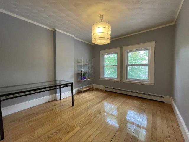 4 bedroom, Boston MA 02132 LS98397189
