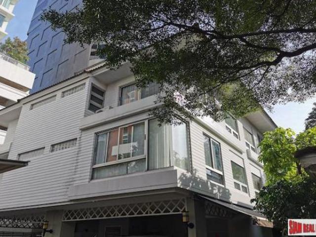 4 ห้องนอน, Bangkok