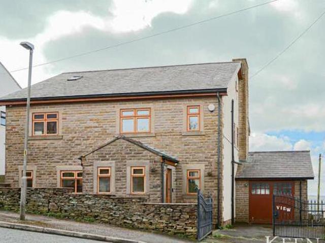 4 Bedroom Barn Conversion For Rent In Belthorn