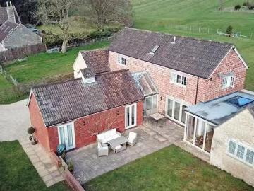 4 bedroom barn conversion for rent in Little Sodbury, Chipping.